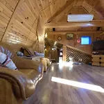Wooden Attic Quarto em Acomodações Particulares Braşov