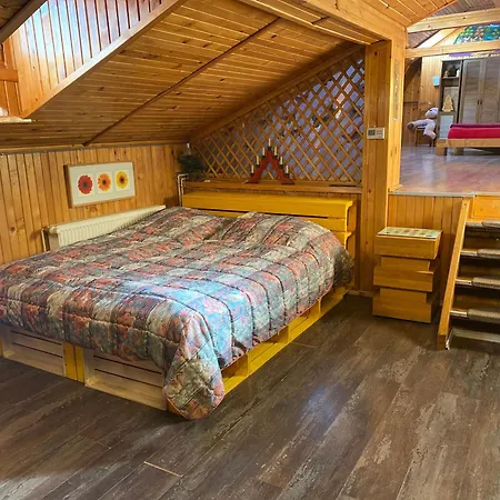 Wooden Attic * Braşov